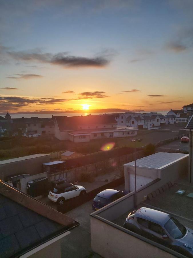 Portstewart Central Loft Apartment Екстер'єр фото